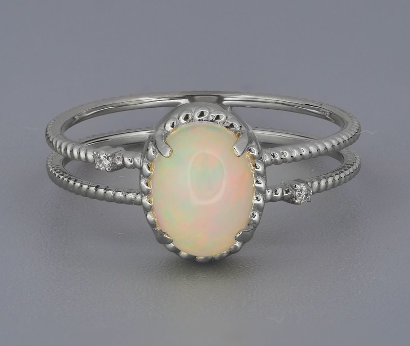 Natural opal and diamonds ring. - 戒指 - 貴金屬 金色