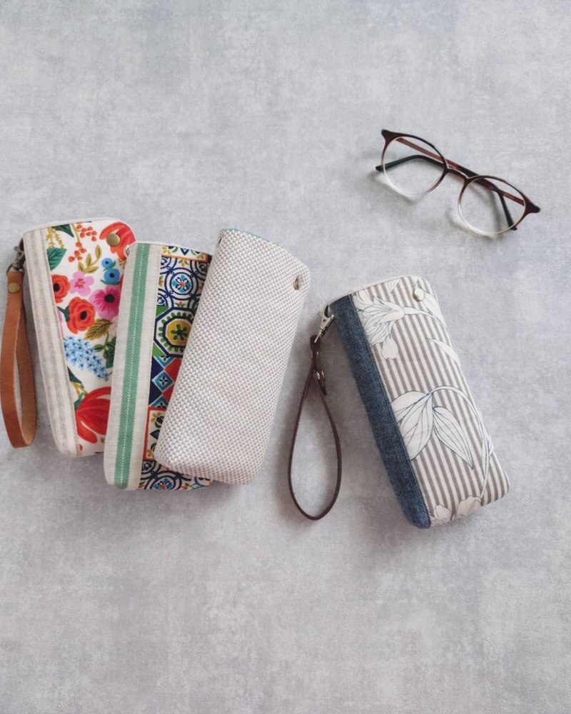 In Stock! [BMG/Padded Glasses Case] Riflepaperco Garden Party | American Fabric | Pre-dyed Stripes - กล่องแว่น - ผ้าฝ้าย/ผ้าลินิน หลากหลายสี