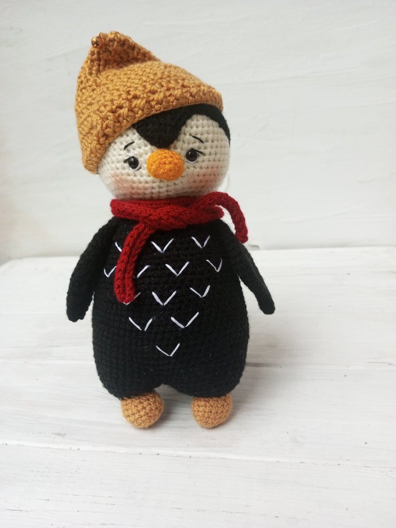 Hand Crochet Funny Penguin Stuffed Toys Animals Knit Amigurumi Gift - 寶寶/兒童玩具/玩偶 - 壓克力 黑色