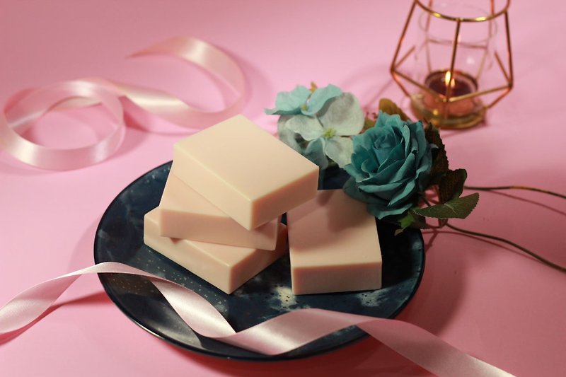 Rose Hazelnut Avocado Moisturizing Soap - Soap - Other Materials Pink