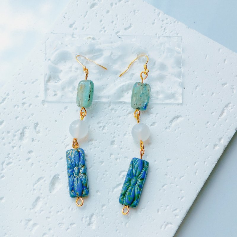 【Blue Rectangle】 Glass Beads and Natural Stones Earrings - ต่างหู - แก้ว สีน้ำเงิน