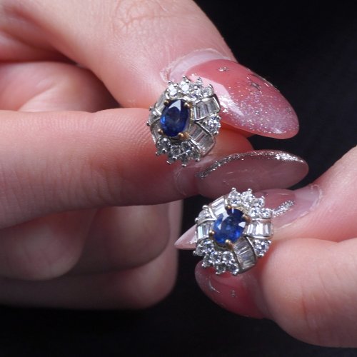 瓔珞珠寶盒 E.L.Jewelry Box 皇家藍寶石耳環耳釘 925純銀 | 天然藍寶石 | 送禮