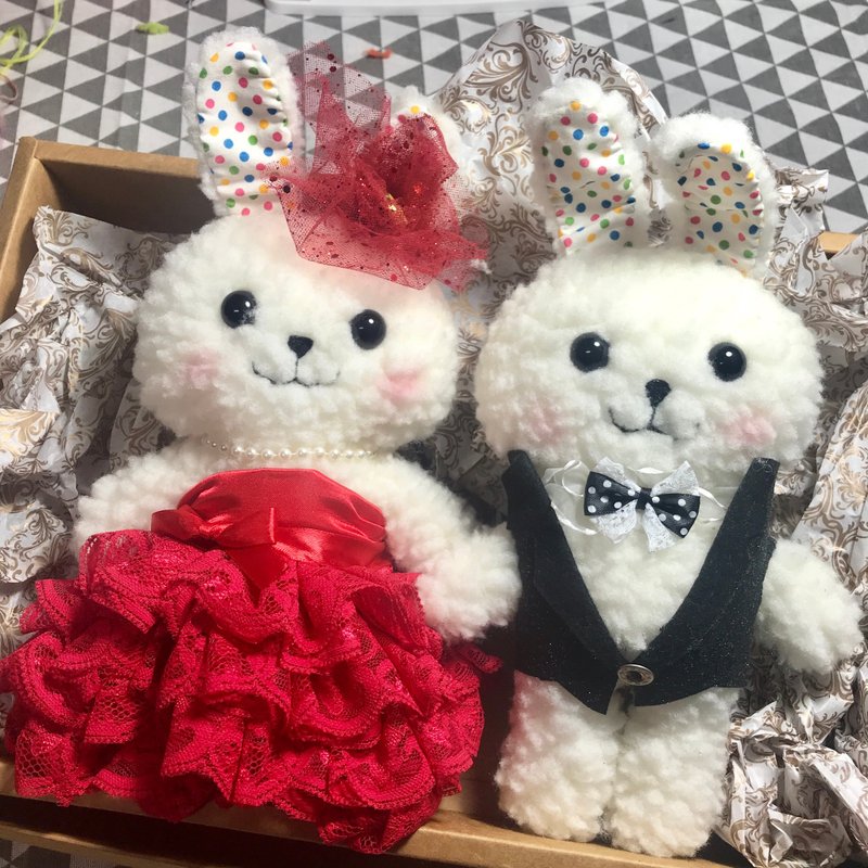 RABBITLULU喜氣紅婚禮佈置安床娃娃車頭彩結婚禮物5%營收支持公益 - 公仔/玩偶 - 棉．麻 紅色