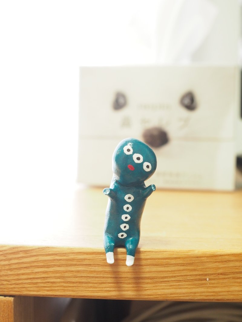 裸の靴下 - 置物 - 粘土 グリーン