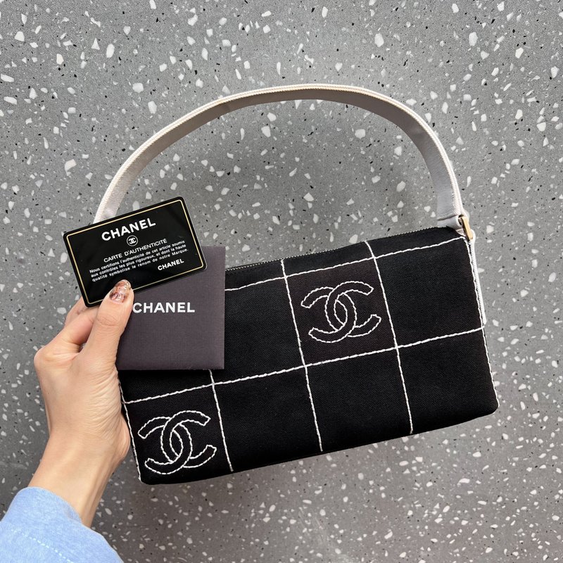 【日本中古】03-04年 罕有中古CHANEL Hobo 布製 卡貼齊 - 側背包/斜背包 - 真皮 黑色