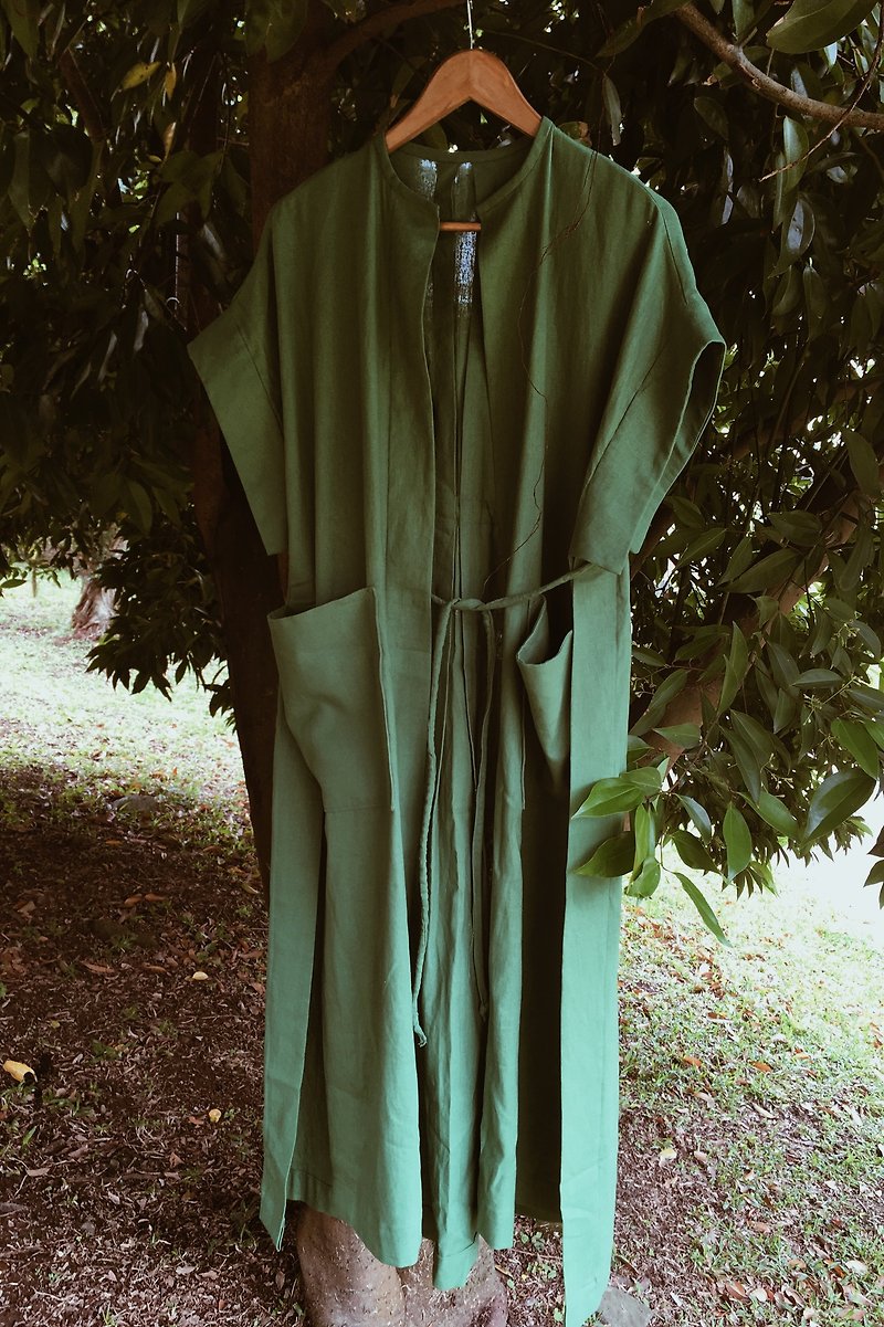 Large Vest hemp long plate - เสื้อกั๊กผู้หญิง - ผ้าฝ้าย/ผ้าลินิน สีเขียว