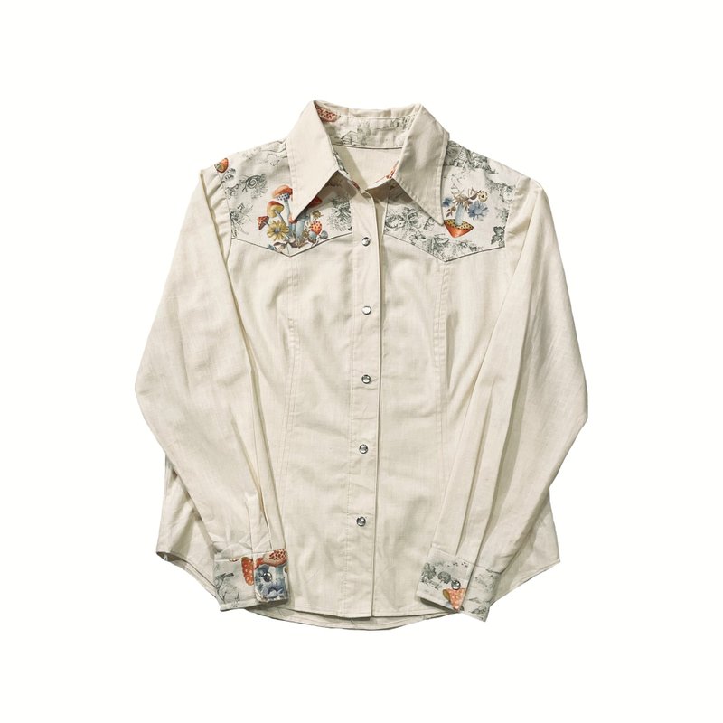Vintage Patchwork Hippie Shirt 蘑菇彩繪拼接棉麻襯衫 - 女襯衫 - 棉．麻 卡其色