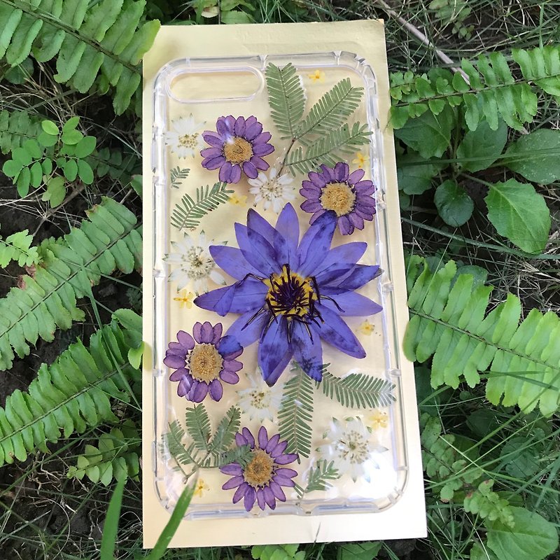 Pressed flower Phonecase Handmade with real flower  - Phone Cases - Plants & Flowers Blue