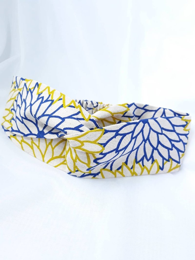 Yellow blue chrysanthemum pattern handmade hair band - Headbands - Cotton & Hemp Multicolor