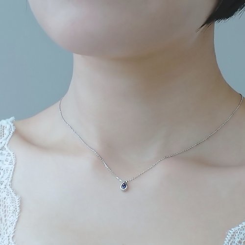 Joyce Wu Handmade Jewelry 天然藍寶 水滴形 單顆包鑲 純 18K 白金項鍊 鎖骨鍊