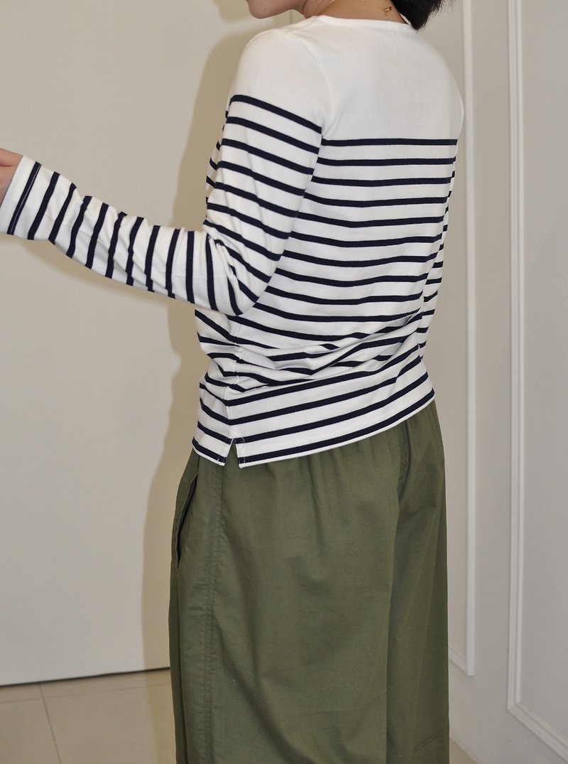Flat 135 X Taiwan Designer 100% Cotton Striped Tops Five Styles - เสื้อยืดผู้หญิง - ผ้าฝ้าย/ผ้าลินิน สีน้ำเงิน