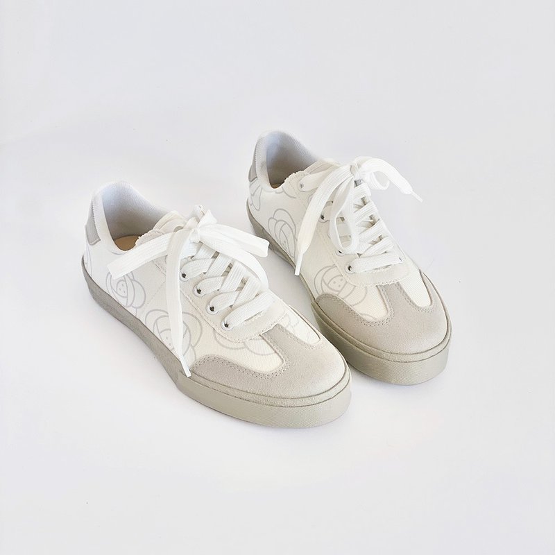 Good Morning Rose German Trainers (Wide Fit) Canvas Lace-up Casual Shoes - White (Little Q Sole) Made in Taiwan - Women's Casual Shoes - Cotton & Hemp White