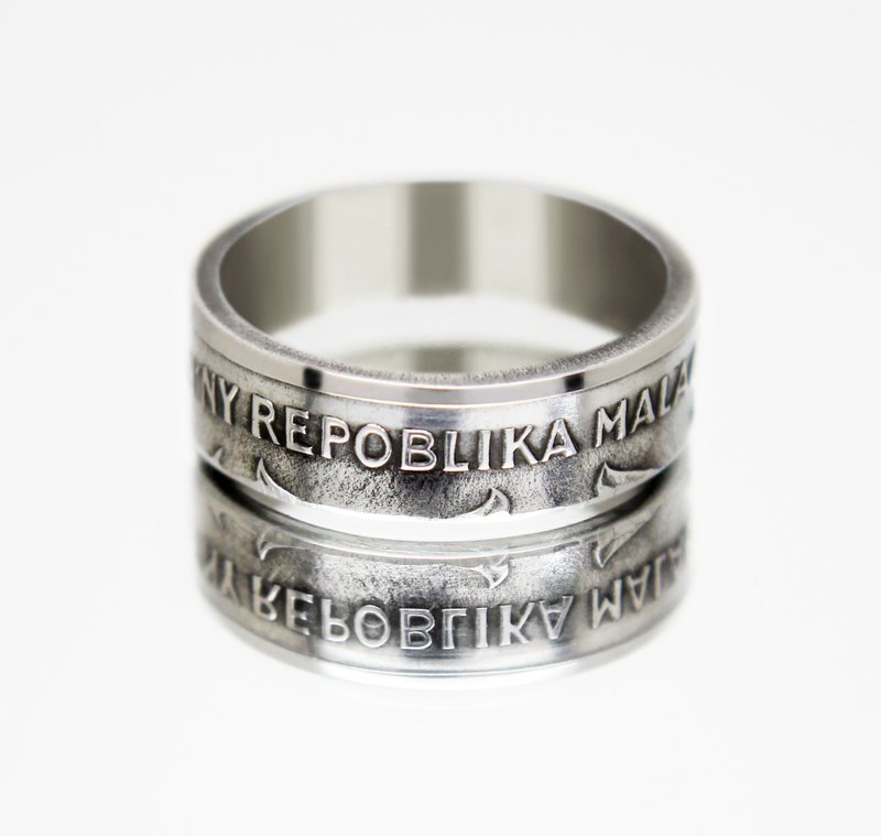 Madagascar Coin Ring 5 francs 1966-1989 coin rings for men coin rings for women - 戒指 - 其他金屬 