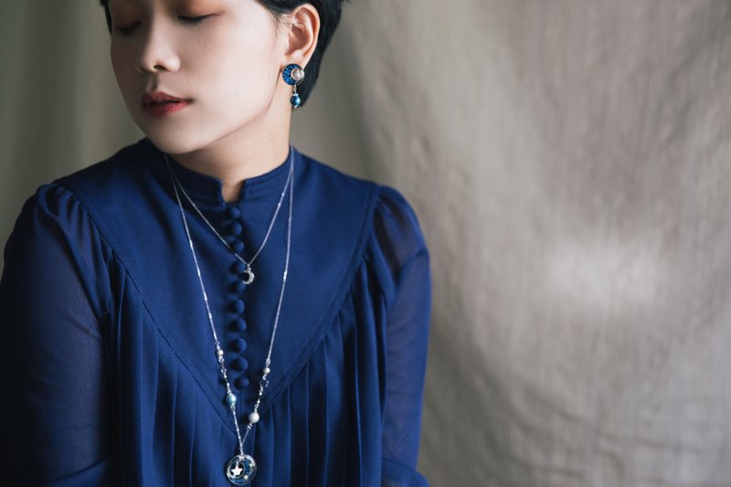 [Looking for the moon project-Once in a blue moon long chain] Japanese-made anti-allergic material|Retro Vintage - Necklaces - Other Metals 