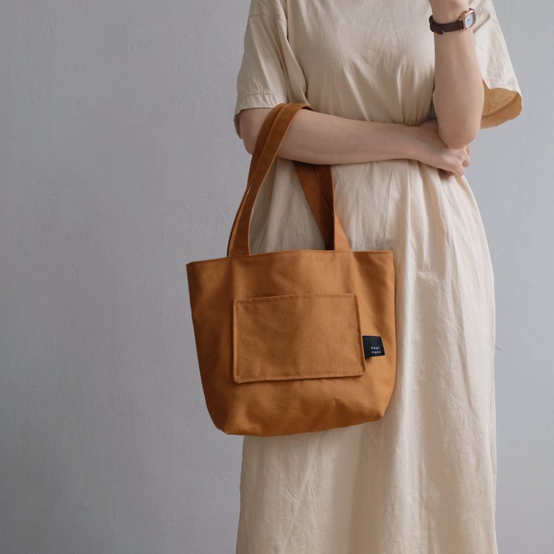 Caramel Brown walking bag - กระเป๋าถือ - ผ้าฝ้าย/ผ้าลินิน สีนำ้ตาล