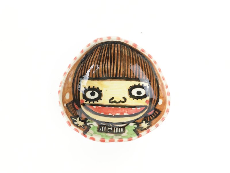 Nice Little Clay hand-painted small plate _ double pony tails girl 120312 - จานเล็ก - ดินเผา สีนำ้ตาล