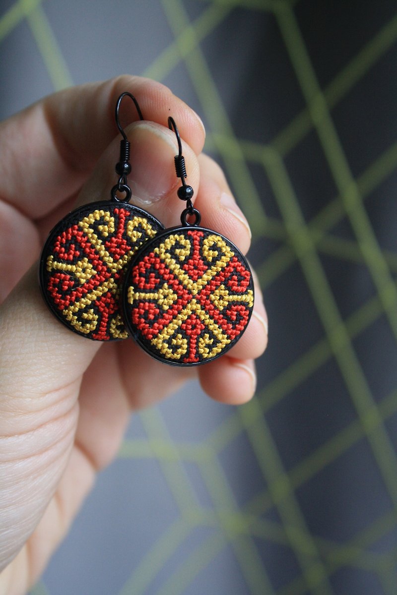 Embroidered earrings with two colours geometric pattern - Earrings & Clip-ons - Stainless Steel 