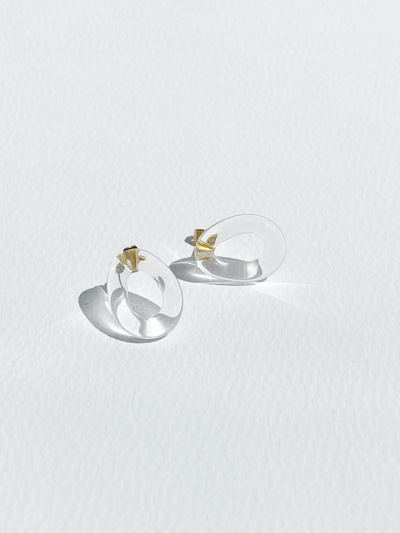 OLLIA earrings - 燈工燒製玻璃 耳環 - 耳環/耳夾/耳骨夾 - 玻璃 透明