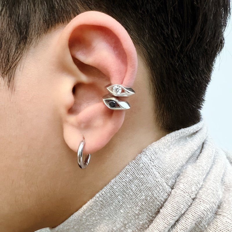 [Gift] 3A black and white Soviet diamond sterling silver painless ear bone clip unisex earrings for men and women イヤーカフ - ต่างหู - ทองแดงทองเหลือง สีเงิน