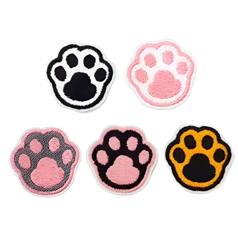 a cat's foot embroidery brooch (5 types) - Badges & Pins - Faux Leather Multicolor