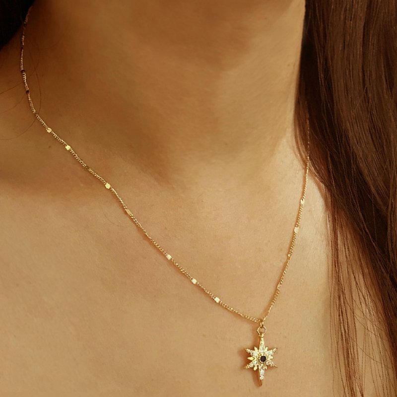 【CReAM】Olive dazzling 925 sterling silver gold-plated sapphire crystal radiating star necklace - Necklaces - Other Metals 