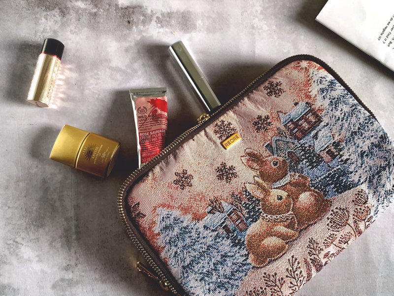 手拿包 斜背 雙拉鍊 多夾層 / 防潑水 極光霜兔 阿妮基 - 手拿包 - 其他材質 多色