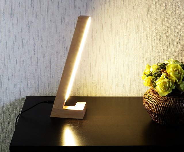 Small wood LED table lamp touch dimming - 設計館VZLighting Studio