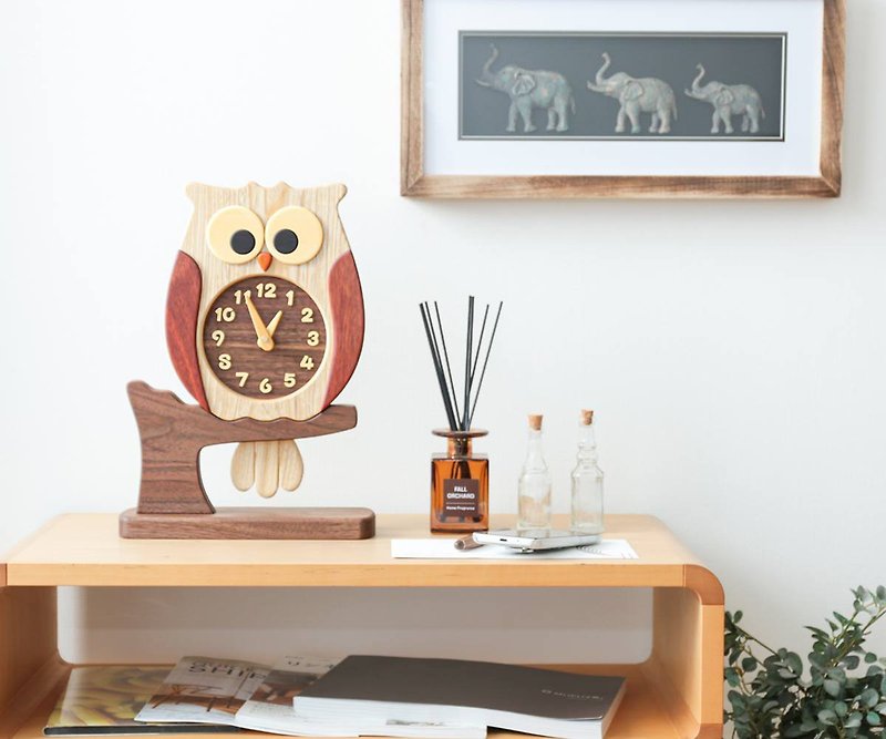 Asahikawa Craft Studio Pecker Owl Clock F60-A - นาฬิกา - ไม้ 