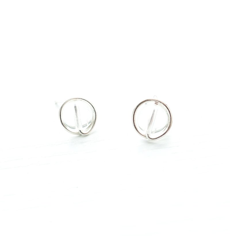 GENIES - Clear Quartz Silver Clip on Earrings Piercing Earrings Ear Cuffs - Earrings & Clip-ons - Other Materials Transparent