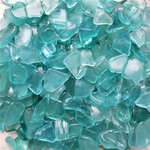 Japan Sea Glass 水色海玻璃。天然海玻璃200克。