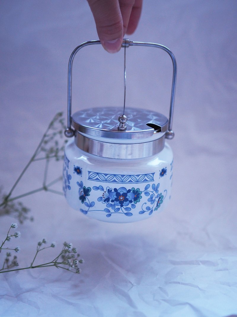 Antique seasoning ceramic jar - Food Storage - Porcelain 
