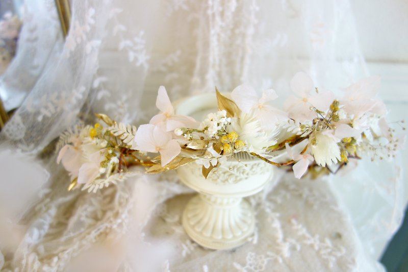 Wedding floral decoration series ~ nude skin golden vine wreath - เครื่องประดับผม - กระดาษ สีทอง