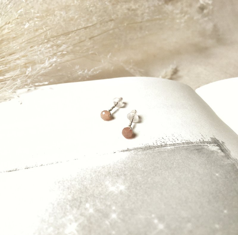 Orange Moonstone. Hand-knitted twist mini earrings in sterling silver anti-allergic - Earrings & Clip-ons - Sterling Silver Orange