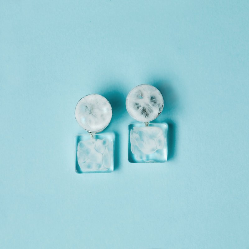 【2018 Resort Collection】Square Reflection earrings - ต่างหู - เรซิน สีใส