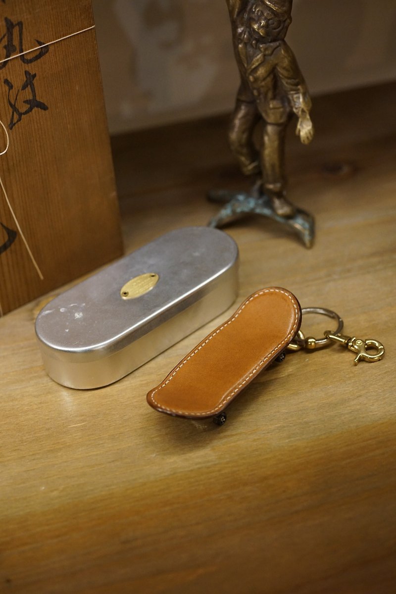 finger skateboard - Keychains - Genuine Leather Brown
