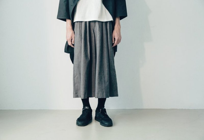 Return to 70's Vintage Wide Pants (Black/Grey) Organic Cotton & Recycle - กางเกง - ผ้าฝ้าย/ผ้าลินิน สีดำ