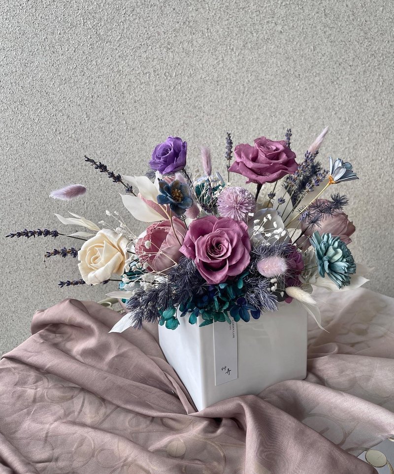 【艸弄Garden Lane Floral】優雅紫開幕花禮-L Size - 乾燥花/永生花 - 植物．花 