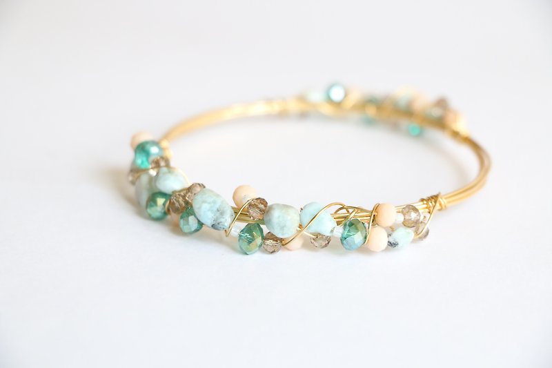 Larimar wire wrapped bracelet - natural crystal bracelet - 18K gold plated wire - Bracelets - Gemstone Blue