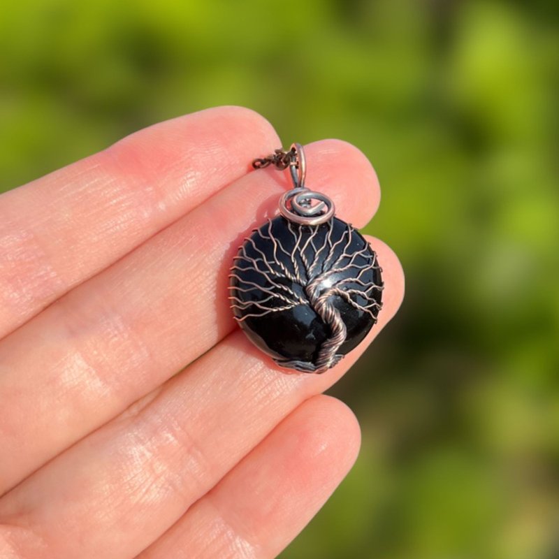 Gothic Black Onyx Natural Stone Tree Of Life Pendant Necklace, Protection Amulet - 項鍊 - 其他金屬 黑色