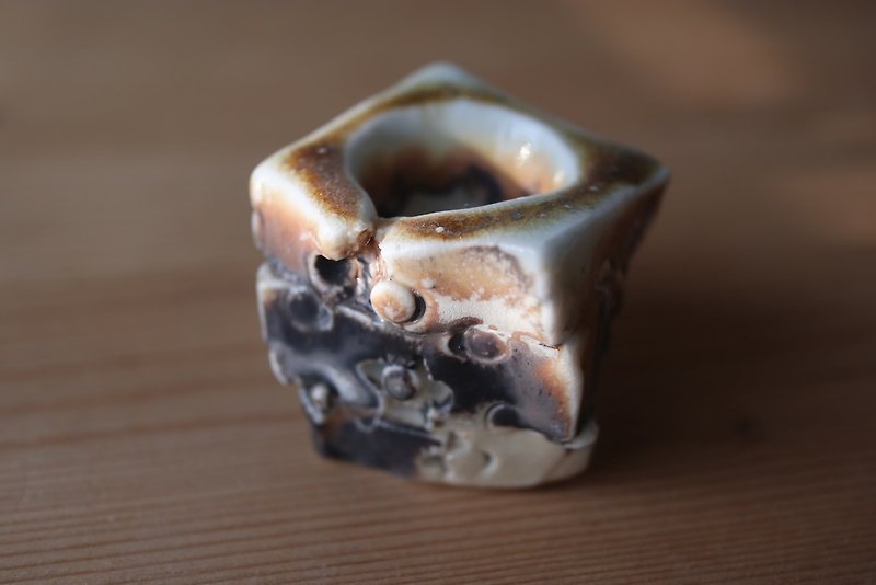 Stone and rugged wood burning mini flower pot A - Pottery & Ceramics - Porcelain Gold