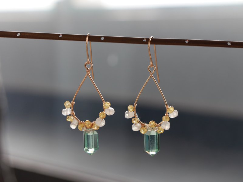 14kgf-lime green jewel drop pierced earrings/can change to clip-on - 耳環/耳夾/耳骨夾 - 其他金屬 綠色
