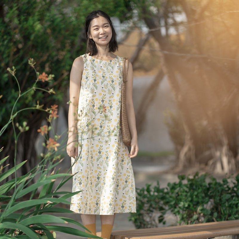 ผ้าฝ้าย/ผ้าลินิน เสื้อผู้หญิง - A-Line Long Dress with Stripe/Milly Collection/Formosa Acacia