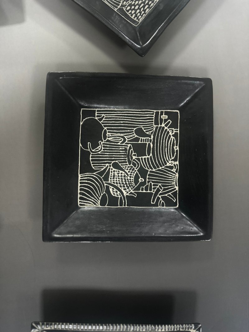 方形刻繪茶盤刻繪 - 盤子/餐盤/盤架 - 陶 黑色