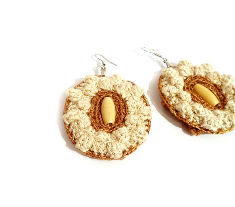 Chunky Popcorn Oval Crochet Earrings Ecru Cinnamon Rustic Style - 耳環/耳夾/耳骨夾 - 繡線 咖啡色