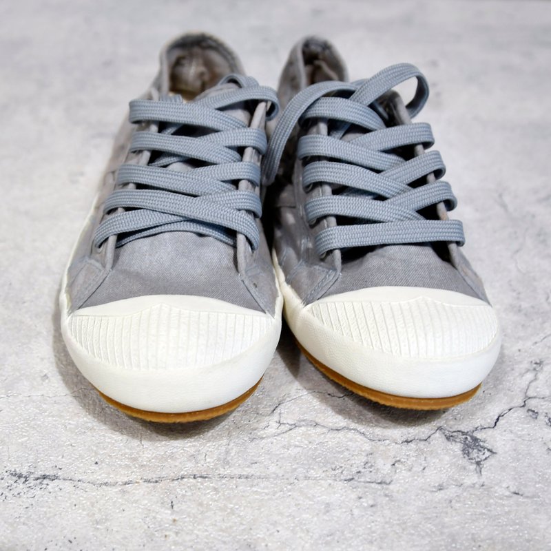 休閒鞋-LANA 洗染系列 晴空 展示品只剩下23號 5折(輕微褪色) - 女休閒鞋/帆布鞋 - 棉．麻 藍色