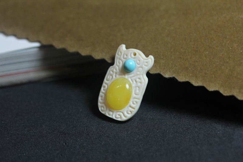 【仿古小牌】 仿古回紋 鑲嵌蜜蠟 綠松石 項鏈 吊墜 掛件 - 項鍊 - 其他材質 白色