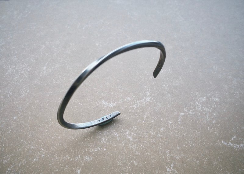 銀染黑扭轉開放式手環 - 手鍊/手環 - 純銀 銀色