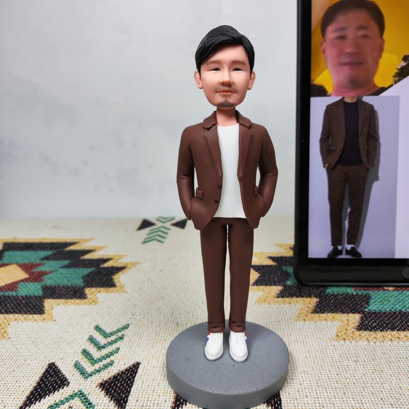 客制化人物公仔 人偶 3D人像畫 似顏繪 肖像 定制 紀念 生日 老闆 - 公仔/玩偶 - 黏土 多色