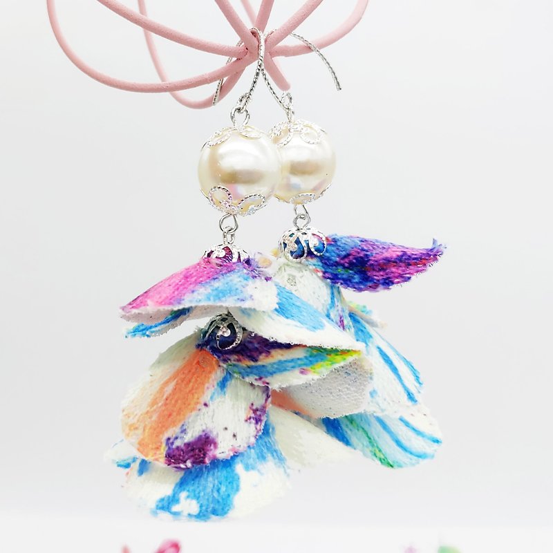 Handmade pearls, summer flowers, lace cloth, changeable clip earrings, exchange gifts, Valentine's Day - ต่างหู - ผ้าฝ้าย/ผ้าลินิน หลากหลายสี