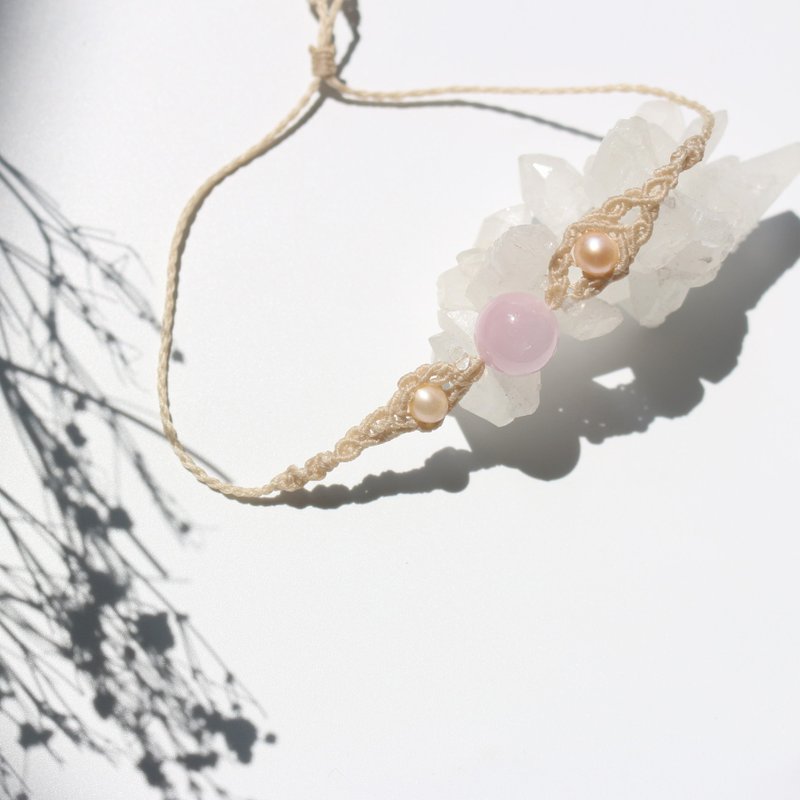 Natural stone kunzite x pearl Wax thread bracelet - สร้อยข้อมือ - คริสตัล สีม่วง